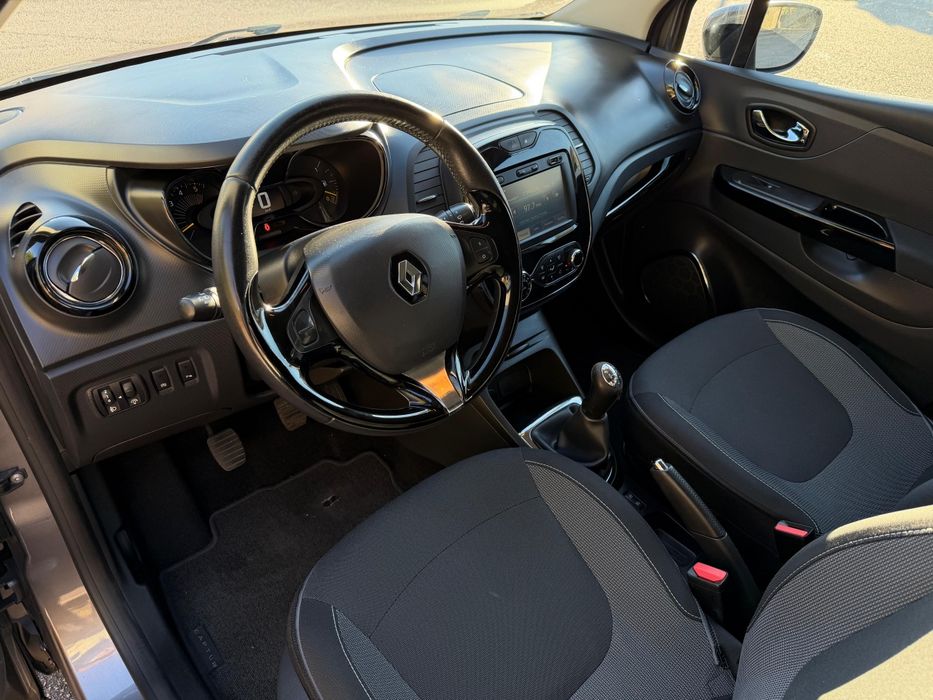 Renault Captur — fotografia 8