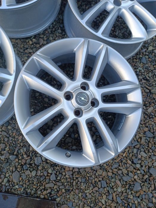 Диски 4*100 R17 Opel