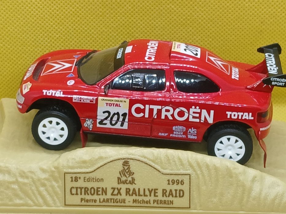 Miniaturas   Rally Dakar 1;43 em estado novo 8 modelos diferentes