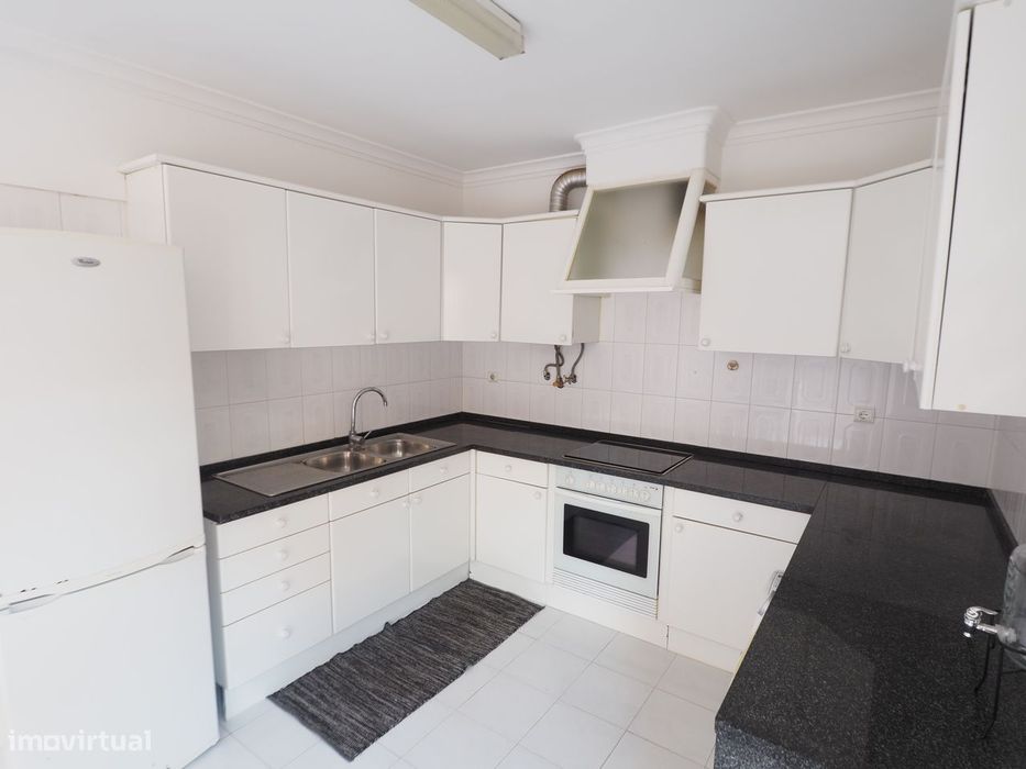 Apartamento T3 com terraço - Idanha