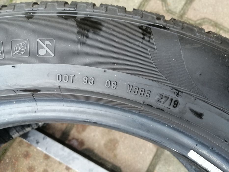 235/55R19 101H Pirelli Scorpion Winter
