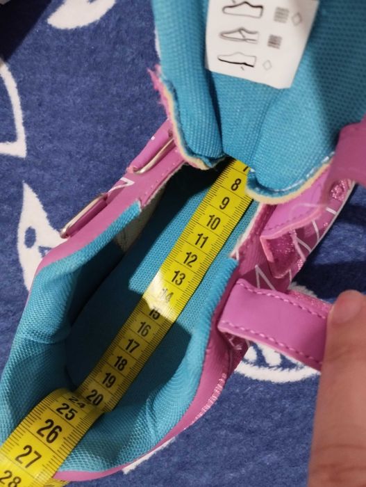 Кроссовки летние