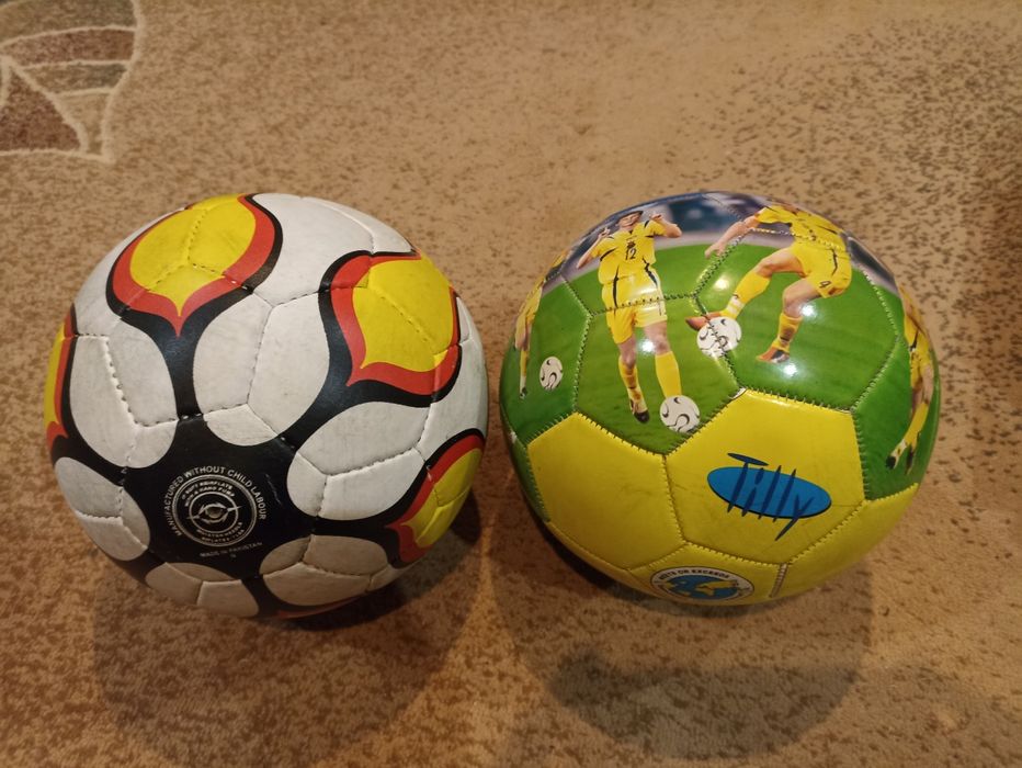 М*ячик футбольний