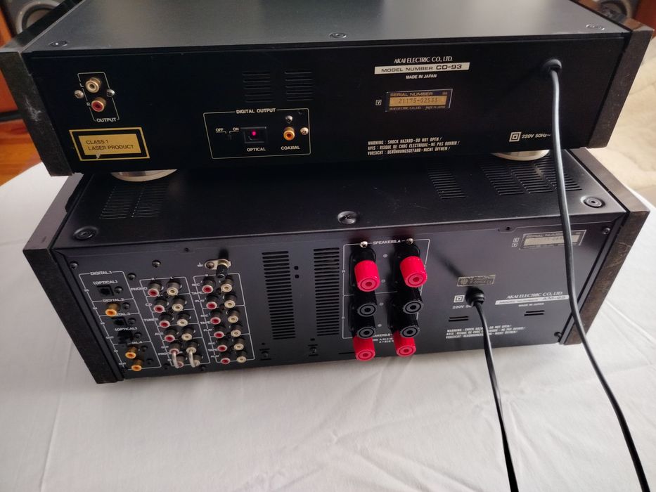 Wzmacniacz Akai AM-95