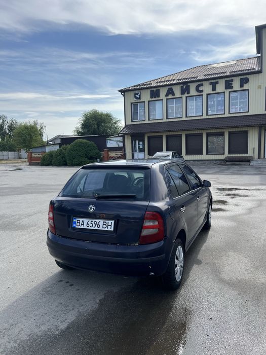 Skoda fabia на увереном ходу