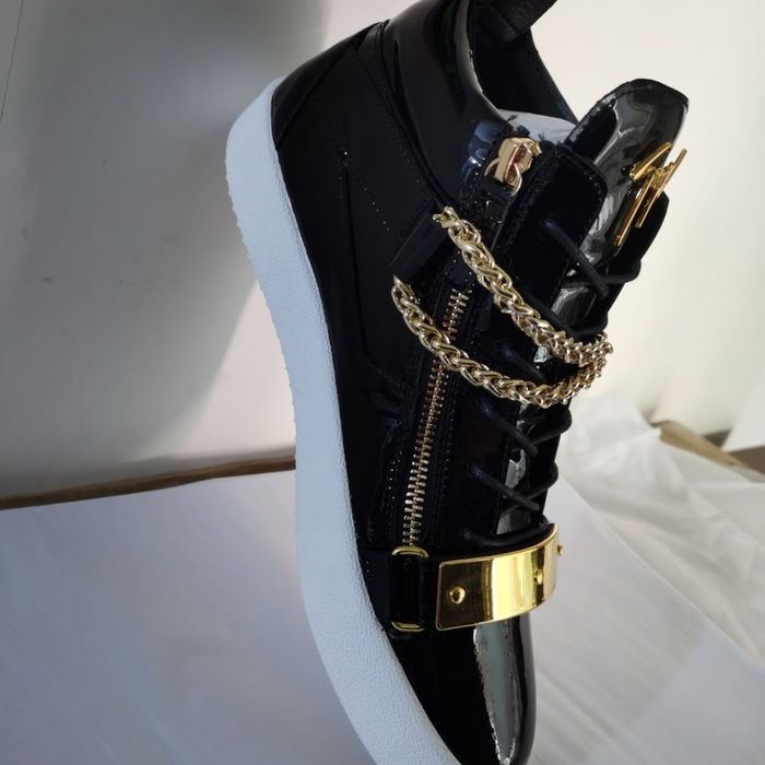 Кросівки Giuseppe Zanotti ЧИТАТИ ОПИС