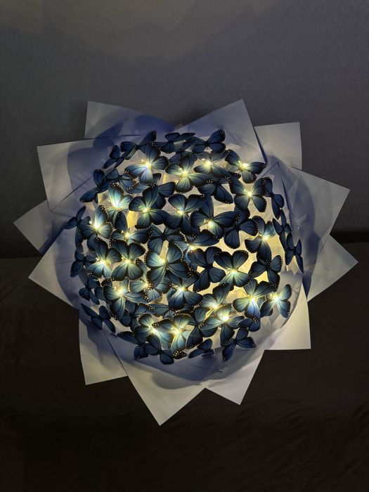 Букет з метеликів / букет с бабочек