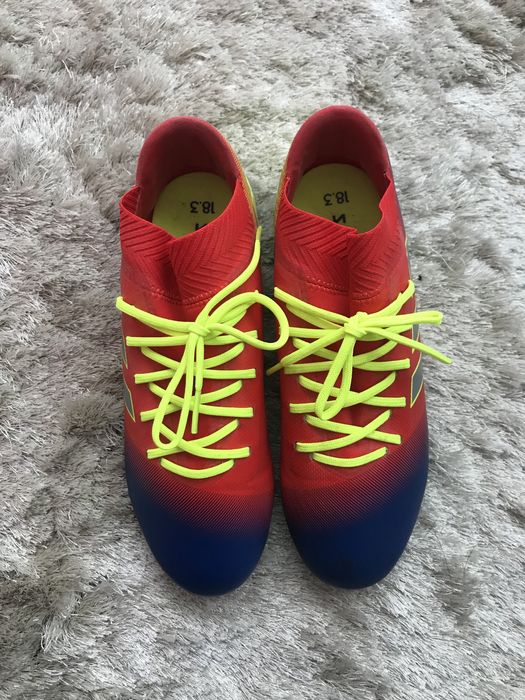 Chuteira Adidas Messi 18.3 Semi nova