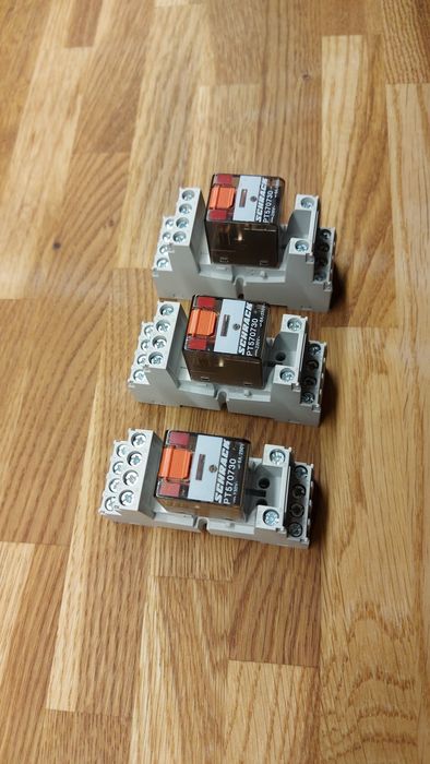 3 x Przekaźnik 230V + podstawa (SCHRACK, RELPOL, FINGER, WEIDMÜLLER)