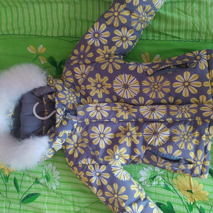 Зимовий комбінезон.