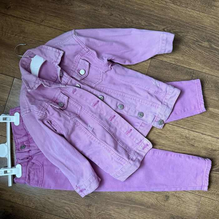 Костюм для дівчинки