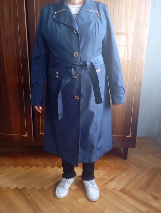 Плащ темно синий 56 размер