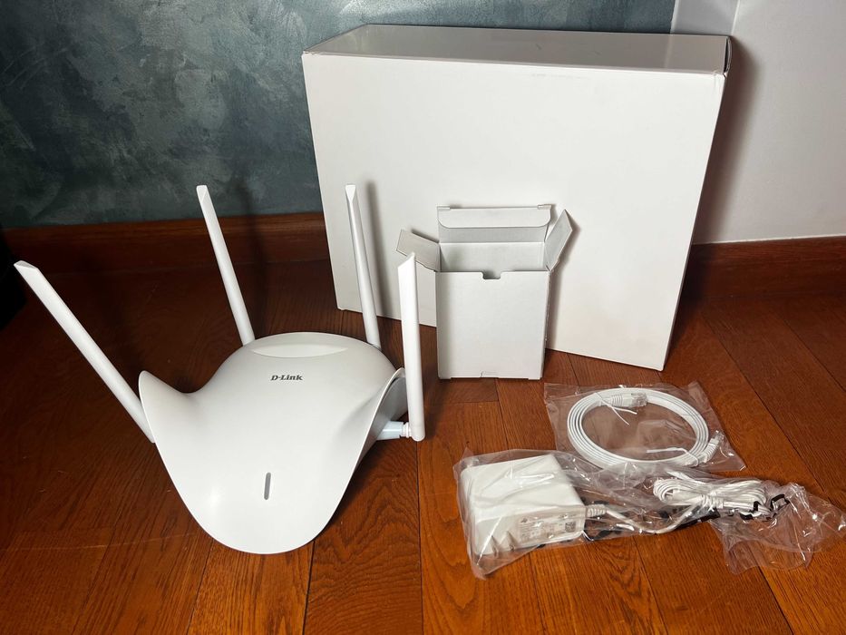 Router D-LINK BE9500 R95 2.4 / 5 / 6 GHz (TriBand), Wi-Fi Mesh