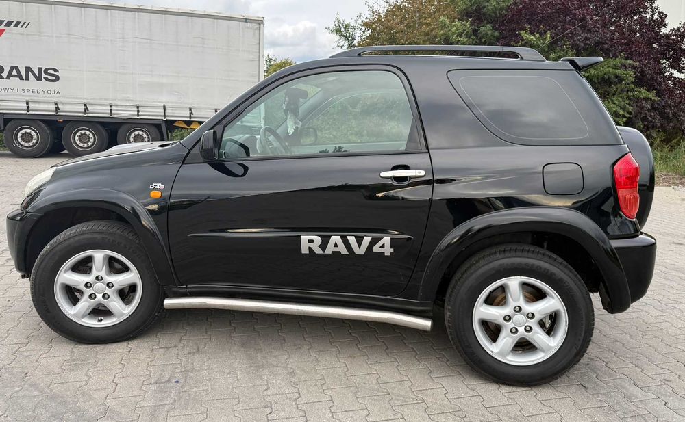 Toyota RAV4 2.0 4x4 - 2002  Bardzo dobry stan