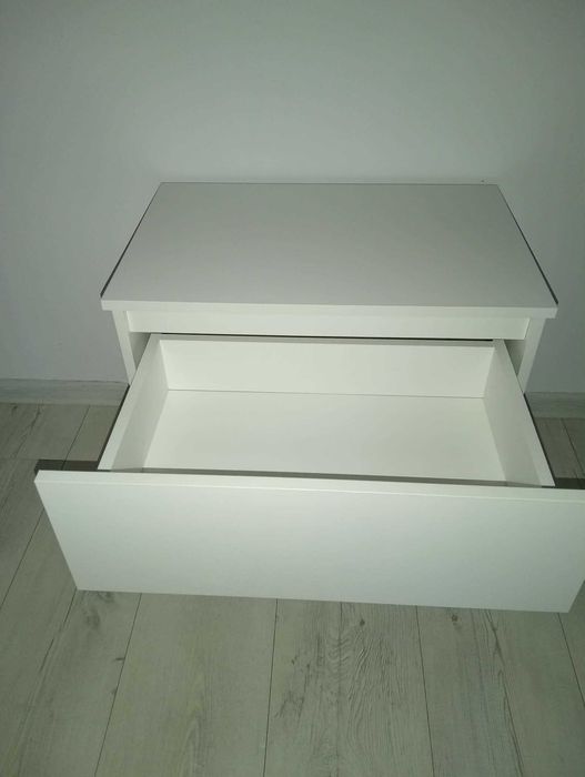Szafka,  komoda.
