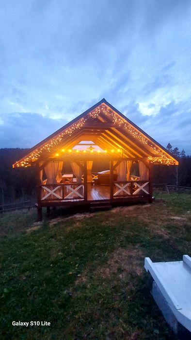 Здається котедж Карпатська модринка