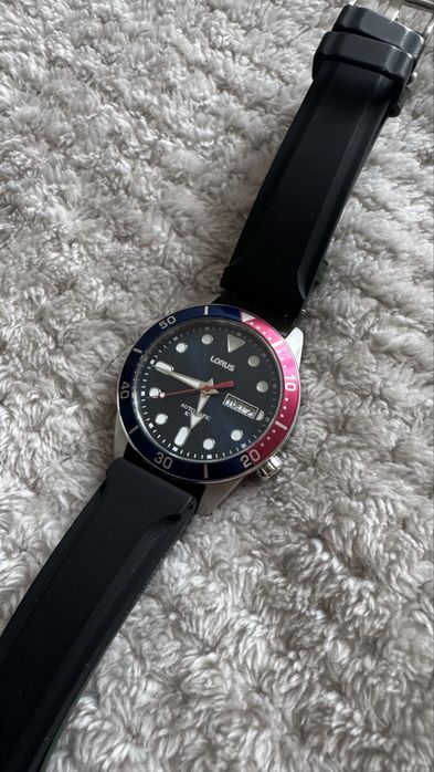 Zagarek automatyczny lorus (seiko)