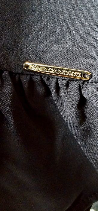 Nowa czarna bluzeczka z falbanką, Mielczarowski, rozm M