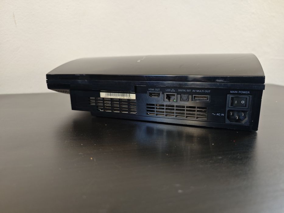 Playstation 3 CECHC04 Retrocompativel (Para Peças/Reparação)