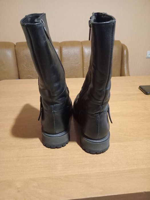 Женские кожаные сапожки 37р.