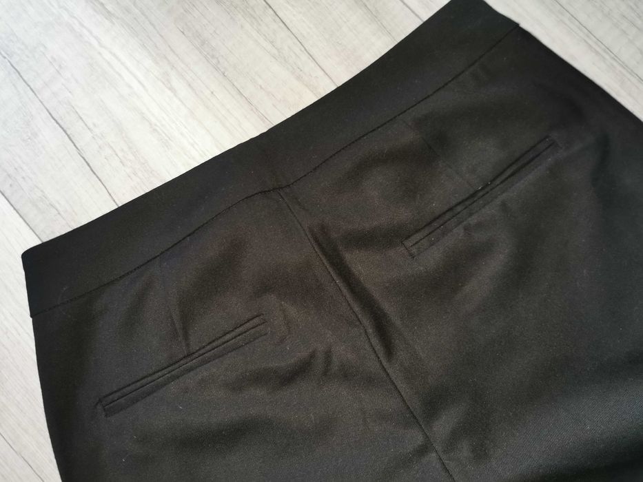 Czarne klasyczne spodnie cygaretki eleganckie spodnie proste