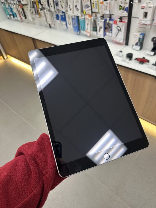 Apple iPad 9 Wifi на 64гіг (100% Акум)
