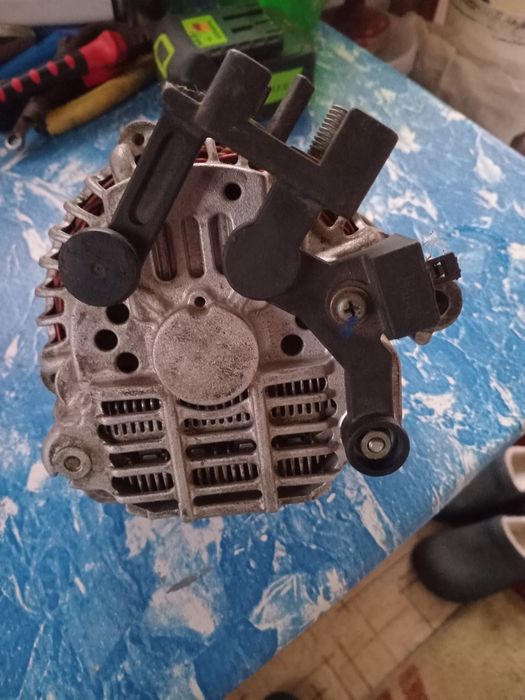 Генератор Пежо боксер