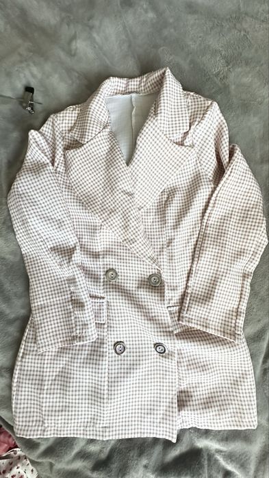 Жіночий костюм (піджак + спідниця), новий