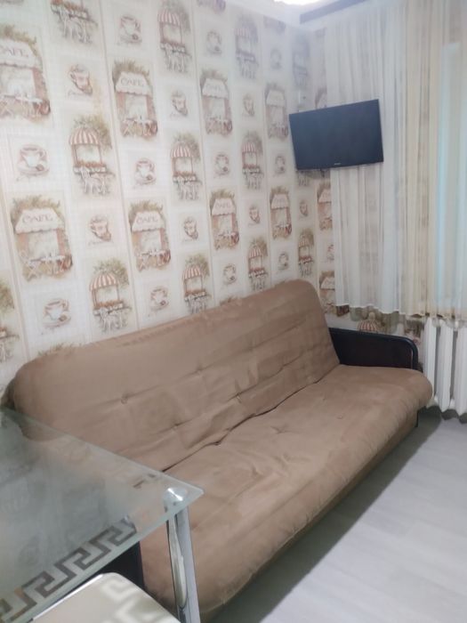 Продам 1к квартиру з ремонтом Єфремова,7 метро Академмістечко 3 хв.