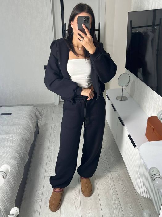 Спортивний костюм жіночий