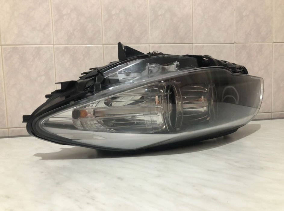 Ótica BMW Nova Lado Esquerdo