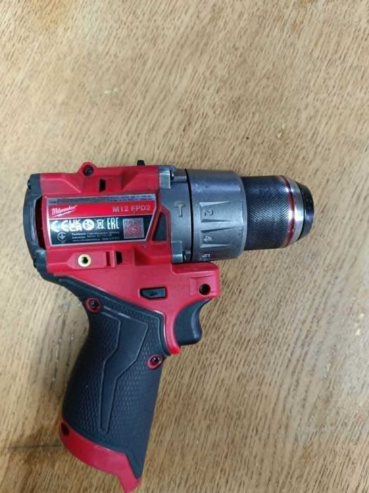 Milwaukee M12 FPD2