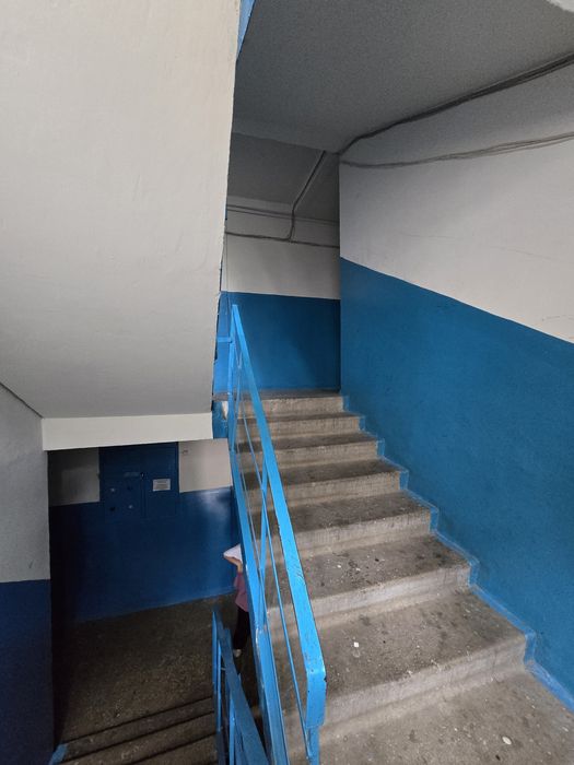 1но кімнатна квартира,  2 поверх, не кутова