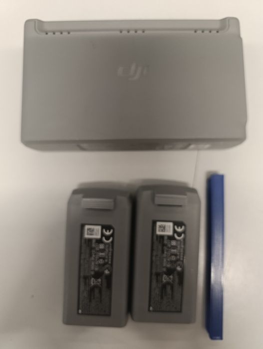 DJI Mini 2 – 2 Baterias Originais + Hub de Carregamento + Proteção 3D