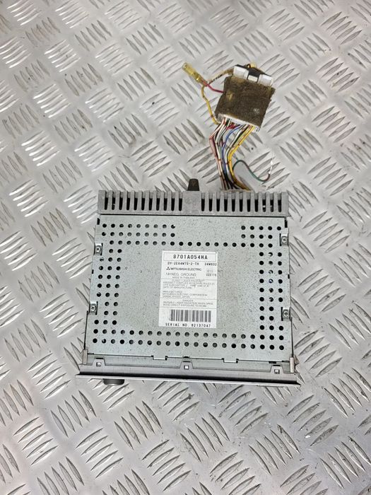 Mitsubishi L200 IV Radio