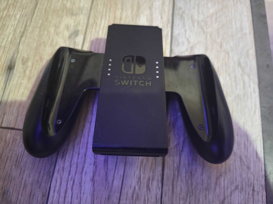 Nintendo switch OLED + 9 jogos + 2 comandos