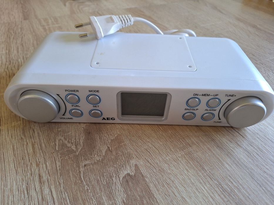 Radio kuchennej AEG podwieszane