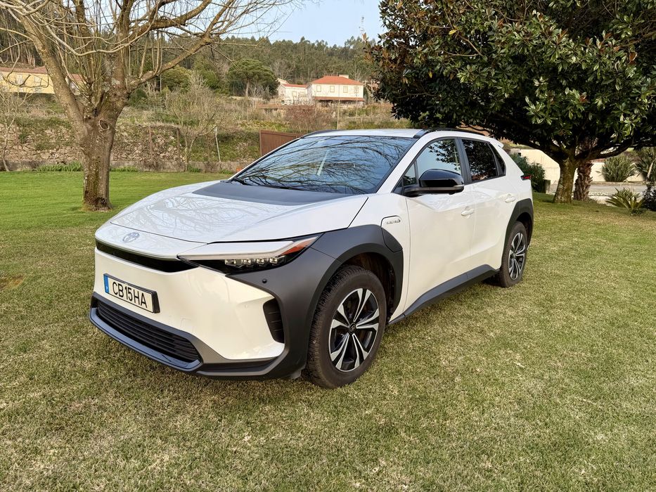 Toyota BZ4X AWD 4x4 Dual Motor 2024