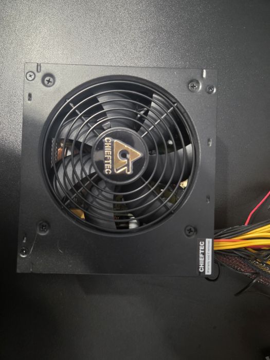 Chieftec CORE BBS-700S Gold