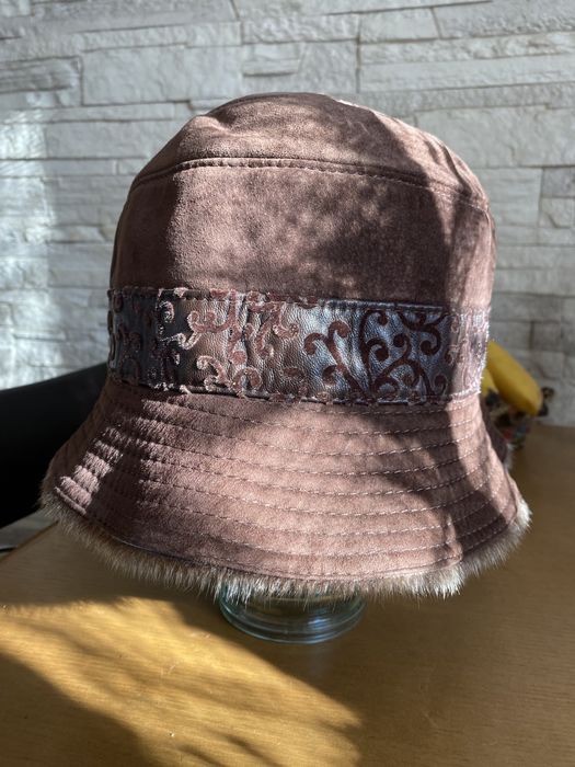 Шапка жіноча, капелюх