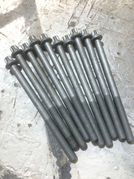 Болти головки блоку циліндрів,  ГБЦ lanos 1.5 elring 820262