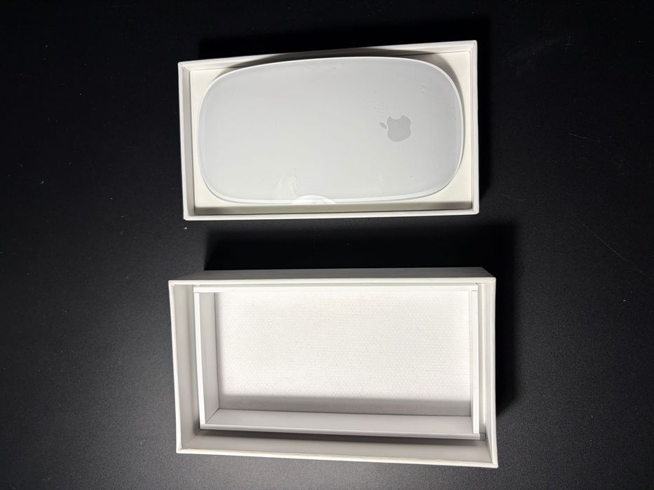 Apple Magic Mouse 2 (White/Silver) — Идеальное состояние, в коробке
