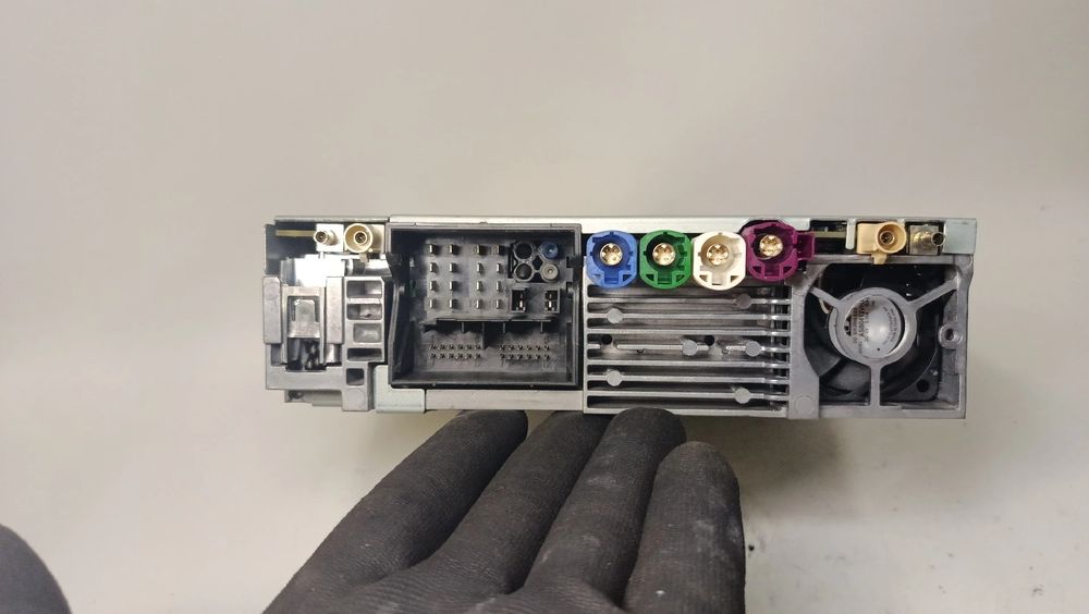 Rádio / auto-rádio BMW 1 (F20)