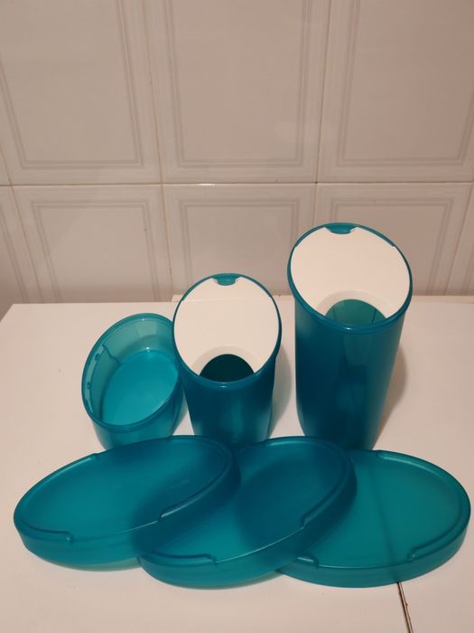 Caixas Tupperware dispensa