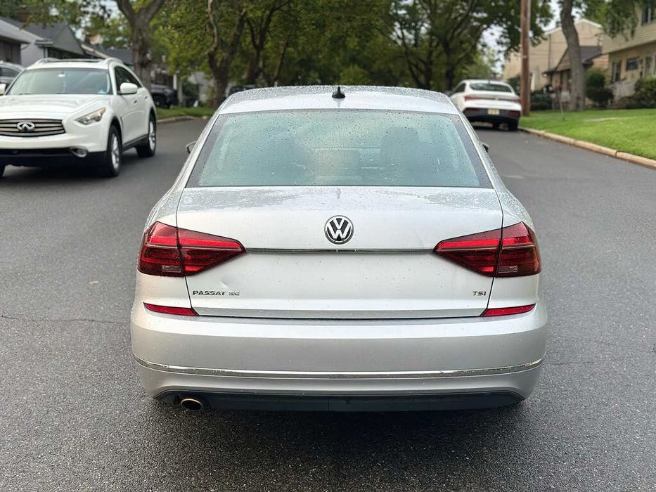 Volkswagen Passat SE      2017