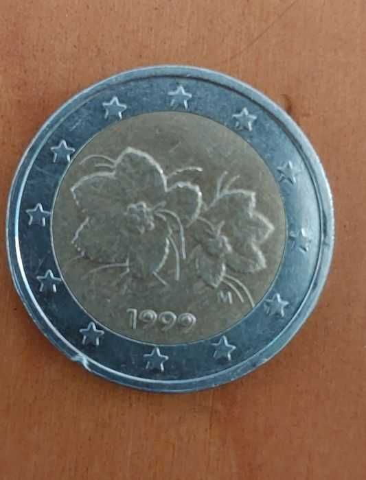 moeda de 2 euros  de 1999 da Finlândia rara com defeito