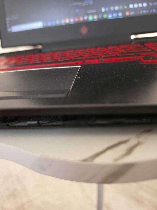 Portátil Gaming HP OMEN 15 – i7 | 16 GB RAM | GTX 1050 Ti | SSD + HDD