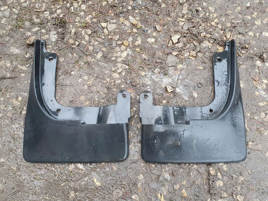 SKODA FABIA II ROOMSTER  06-15 CHLAPACZ PRZEDNI LEWY PRAWY KOMPLET OSŁONA PRZECIWBŁOTNA 5J0821173 5J0821174