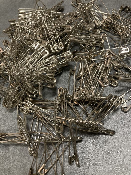 Булавка английская кованный металл