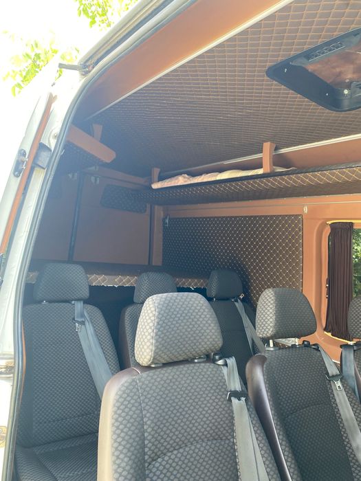 Автомобіль SPRINTER
